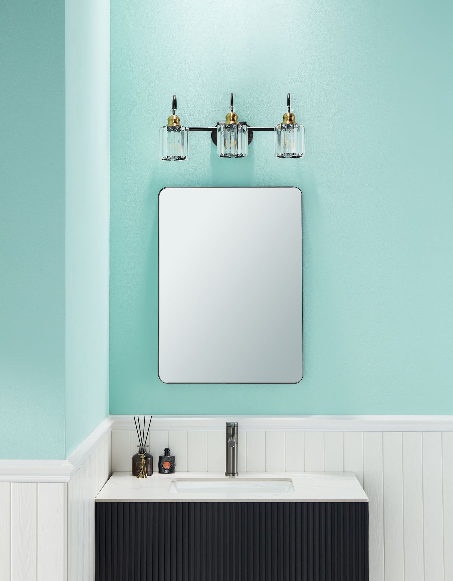 Waterpar® 22-in W x 30-in H Matte Black Alumi Bathroom Mirror with Vanity Light